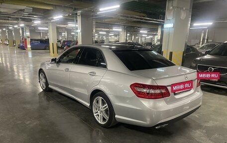 Mercedes-Benz E-Класс, 2012 год, 3 200 000 рублей, 6 фотография