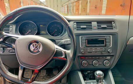Volkswagen Jetta VI, 2015 год, 1 250 000 рублей, 10 фотография