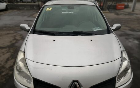 Renault Clio III, 2008 год, 700 000 рублей, 9 фотография