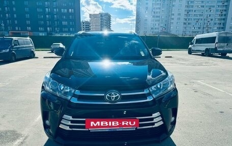Toyota Highlander III, 2017 год, 3 800 000 рублей, 19 фотография