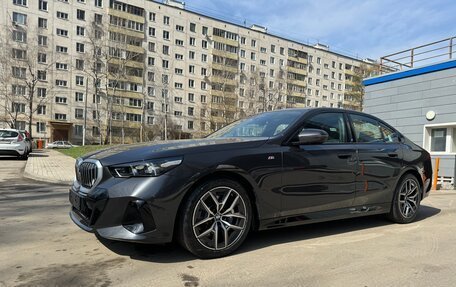 BMW 5 серия, 2023 год, 10 200 000 рублей, 3 фотография