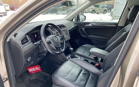 Volkswagen Tiguan II, 2018 год, 3 700 000 рублей, 11 фотография
