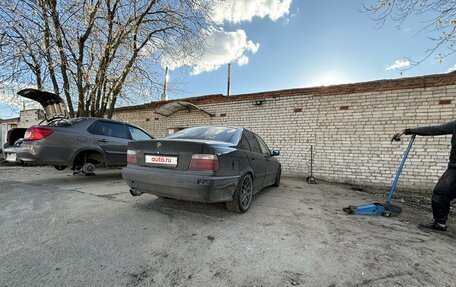 BMW 3 серия, 1991 год, 300 000 рублей, 3 фотография