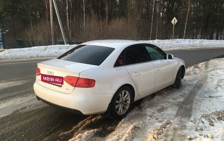 Audi A4, 2010 год, 1 350 000 рублей, 5 фотография