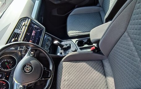 Volkswagen Tiguan II, 2020 год, 2 900 000 рублей, 9 фотография