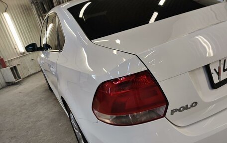 Volkswagen Polo VI (EU Market), 2012 год, 900 000 рублей, 21 фотография