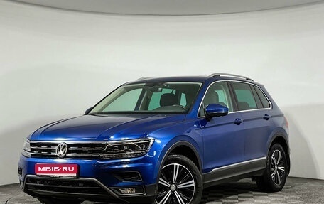 Volkswagen Tiguan II, 2018 год, 3 340 000 рублей, 1 фотография