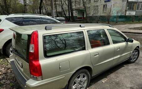 Volvo V70 III рестайлинг, 2005 год, 955 000 рублей, 3 фотография