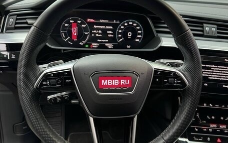 Audi e-tron I, 2022 год, 6 500 000 рублей, 12 фотография