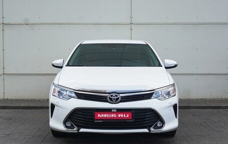 Toyota Camry, 2016 год, 2 410 000 рублей, 3 фотография