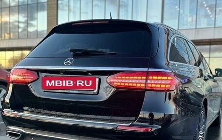 Mercedes-Benz E-Класс, 2022 год, 6 860 000 рублей, 5 фотография