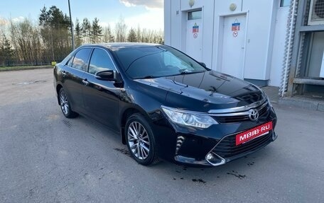 Toyota Camry, 2017 год, 2 450 000 рублей, 5 фотография