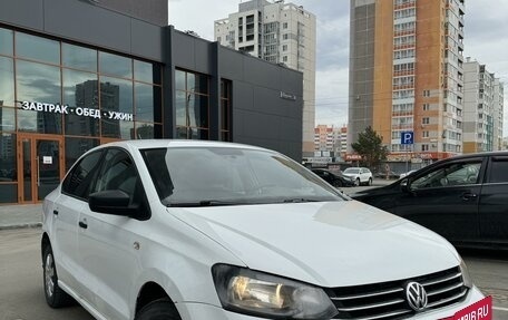 Volkswagen Polo VI (EU Market), 2018 год, 790 000 рублей, 2 фотография