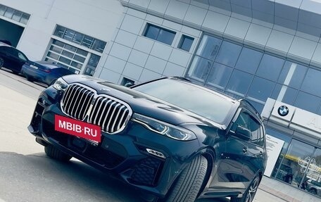 BMW X7, 2022 год, 13 100 000 рублей, 2 фотография