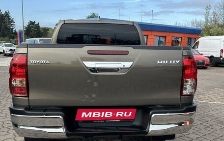 Toyota Hilux VIII, 2024 год, 6 300 000 рублей, 5 фотография