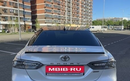Toyota Camry, 2020 год, 3 550 000 рублей, 8 фотография