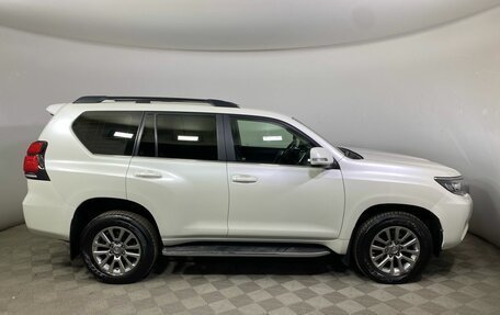 Toyota Land Cruiser Prado 150 рестайлинг 2, 2018 год, 5 839 900 рублей, 4 фотография
