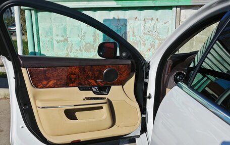 Jaguar XJ IV (X351), 2013 год, 2 250 000 рублей, 18 фотография