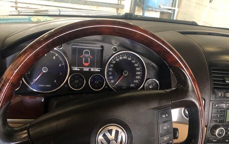 Volkswagen Touareg III, 2006 год, 1 150 000 рублей, 8 фотография