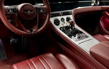 Bentley Continental GT III, 2019 год, 59 000 000 рублей, 11 фотография