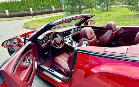 Bentley Continental GT III, 2019 год, 59 000 000 рублей, 8 фотография