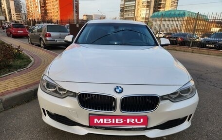 BMW 3 серия, 2014 год, 1 590 000 рублей, 16 фотография