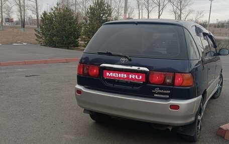 Toyota Ipsum II, 1999 год, 560 000 рублей, 4 фотография