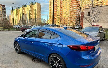Hyundai Elantra VI рестайлинг, 2018 год, 1 700 000 рублей, 5 фотография