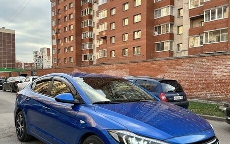 Hyundai Elantra VI рестайлинг, 2018 год, 1 700 000 рублей, 3 фотография