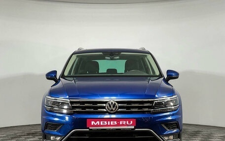 Volkswagen Tiguan II, 2018 год, 3 340 000 рублей, 2 фотография
