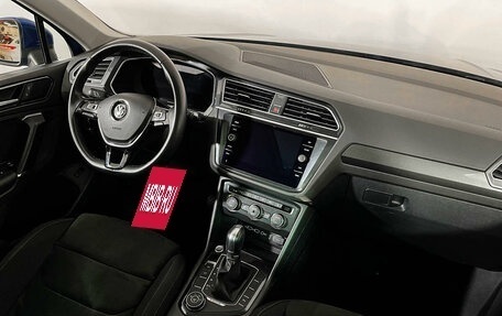 Volkswagen Tiguan II, 2018 год, 3 340 000 рублей, 9 фотография