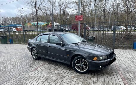 BMW 5 серия, 2001 год, 630 000 рублей, 4 фотография