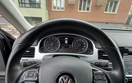 Volkswagen Touareg III, 2014 год, 2 850 000 рублей, 6 фотография