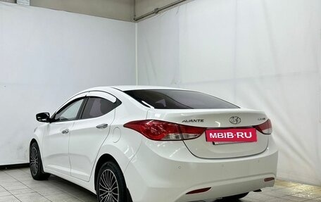 Hyundai Avante, 2011 год, 1 100 000 рублей, 6 фотография