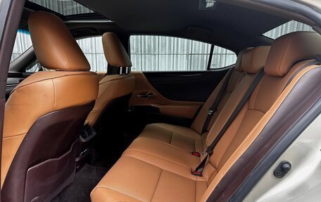 Lexus ES VII, 2021 год, 5 150 000 рублей, 16 фотография