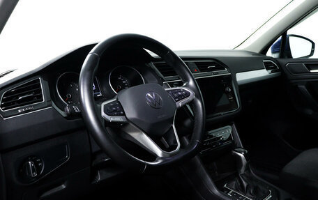 Volkswagen Tiguan II, 2021 год, 3 420 000 рублей, 13 фотография