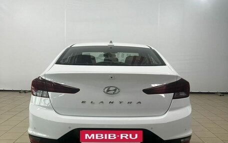 Hyundai Elantra VI рестайлинг, 2020 год, 1 900 000 рублей, 4 фотография