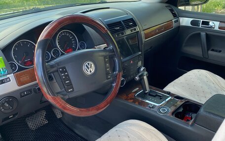 Volkswagen Touareg III, 2008 год, 1 350 000 рублей, 10 фотография