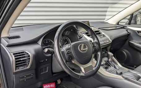 Lexus NX I, 2015 год, 2 515 000 рублей, 16 фотография