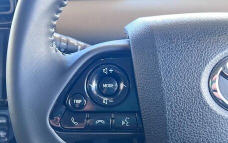 Toyota Prius IV XW50, 2021 год, 1 450 300 рублей, 18 фотография