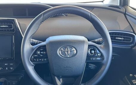 Toyota Prius IV XW50, 2021 год, 1 450 300 рублей, 17 фотография