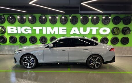 BMW 5 серия, 2023 год, 11 200 000 рублей, 4 фотография