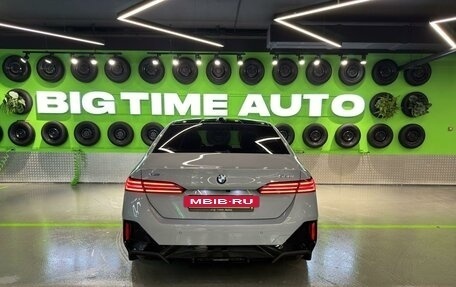 BMW 5 серия, 2023 год, 11 200 000 рублей, 2 фотография