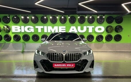 BMW 5 серия, 2023 год, 11 200 000 рублей, 6 фотография