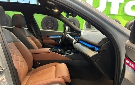 BMW 5 серия, 2023 год, 11 200 000 рублей, 12 фотография