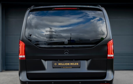 Mercedes-Benz V-Класс, 2022 год, 12 950 000 рублей, 6 фотография