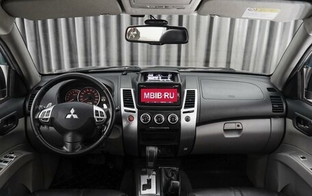 Mitsubishi Pajero Sport II рестайлинг, 2014 год, 2 449 000 рублей, 6 фотография