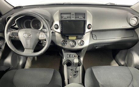 Toyota RAV4, 2011 год, 1 888 000 рублей, 13 фотография