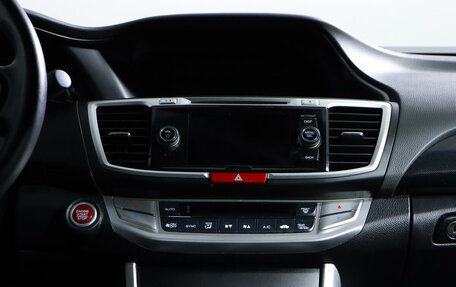 Honda Accord IX рестайлинг, 2013 год, 2 330 000 рублей, 13 фотография
