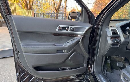 Ford Explorer VI, 2012 год, 1 693 000 рублей, 24 фотография